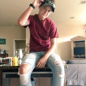 Meet your Posher, Baylee